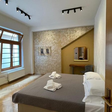 Corso Apartment Čačak Esterno foto