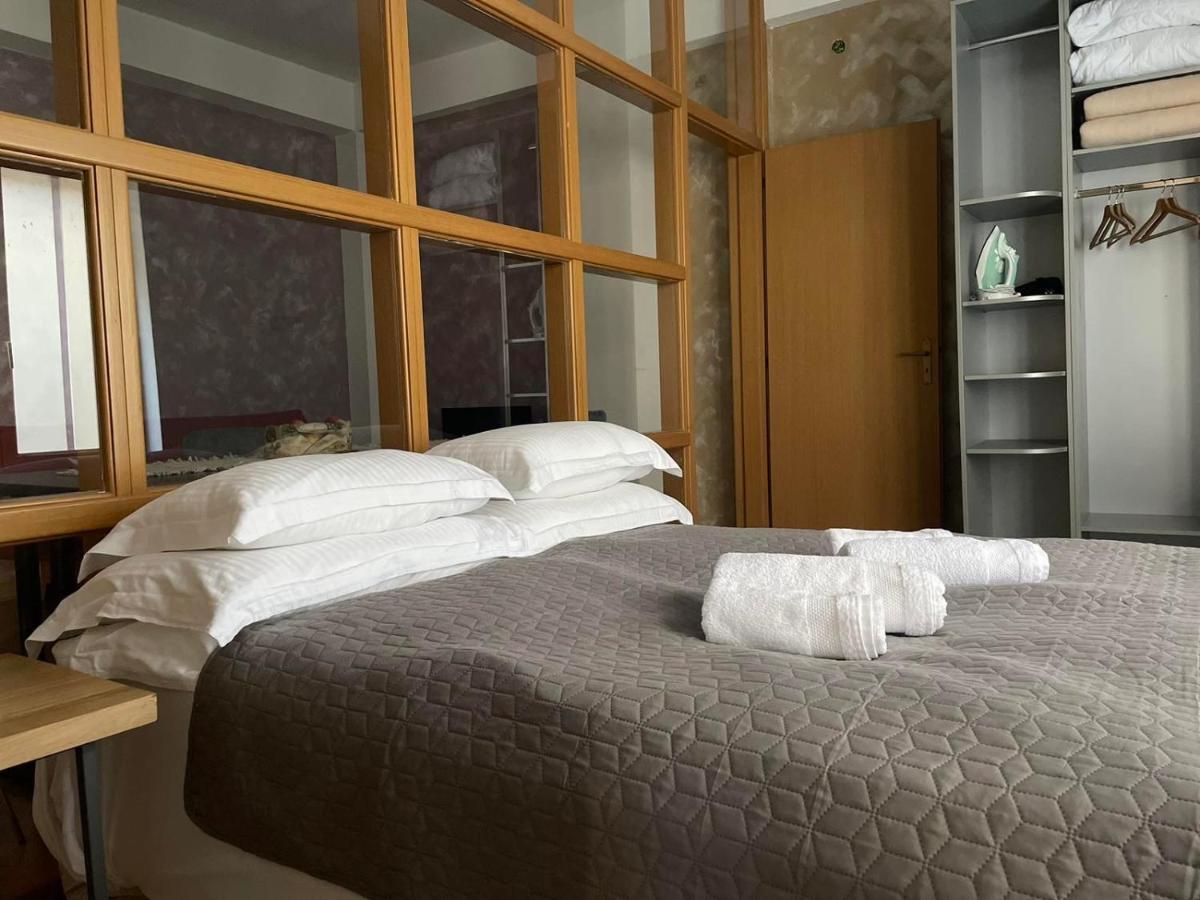 Corso Apartment Čačak Esterno foto